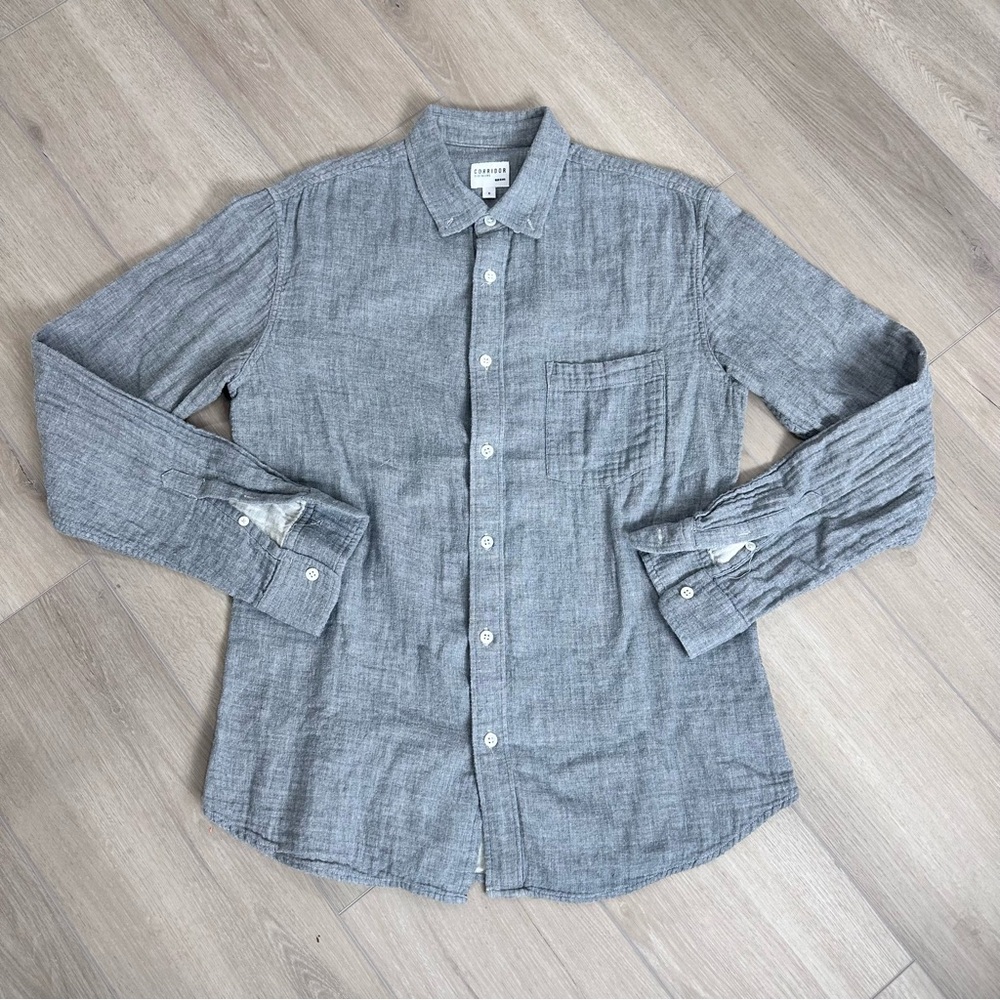 Corridor Gray Lined Chambray Casual Button-Down Shirt